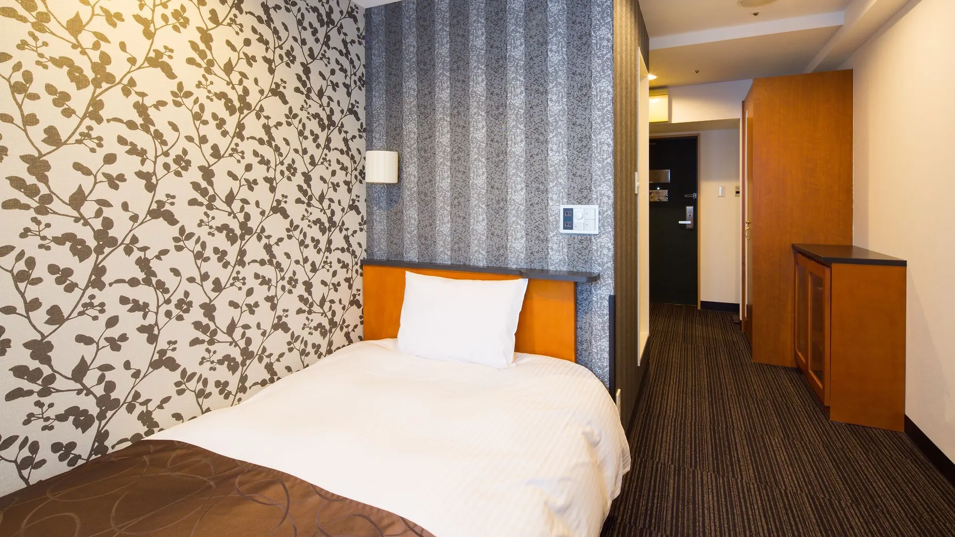 Ai Hotel Nihonbashi طوكيو