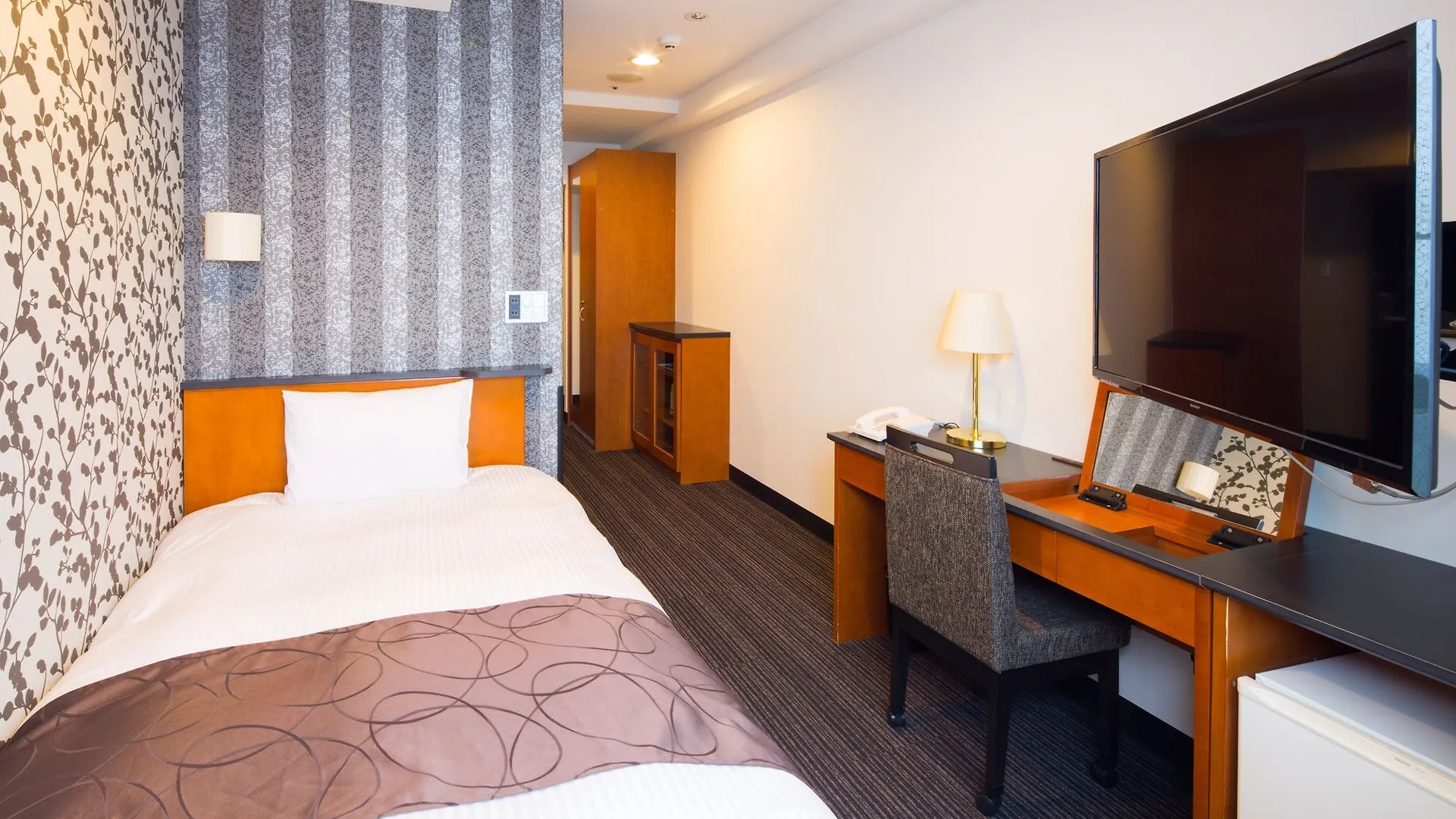 Ai Hotel Nihonbashi طوكيو اليابان