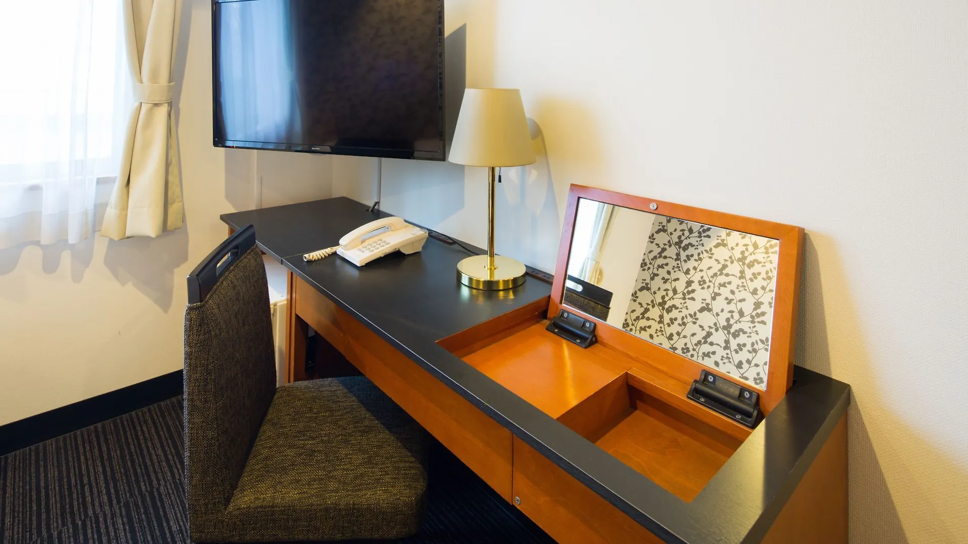 Ai Hotel Nihonbashi طوكيو اليابان